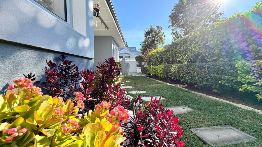 2 Bedroom Property for Sale in Paradyskloof Western Cape